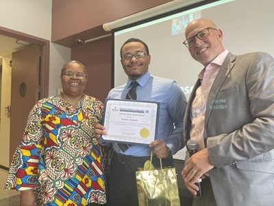 Research Programs Director Sofia Oviedo moderated the program at the luncheon. Family Empowerment Program (FEP) Project Manager Christeen Francis and Health and Wellness Center Director Fabián Wander gave students recognition certificates and a gift bag.